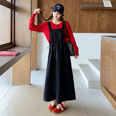 休闲减龄收腰黑色背带裙连衣裙女春秋2025新款学院风洋气流行爆款，女装连衣裙，2C158
