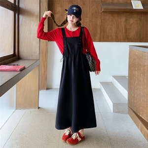 休闲减龄收腰黑色背带裙连衣裙女春秋2025新款学院风洋气流行爆款图片