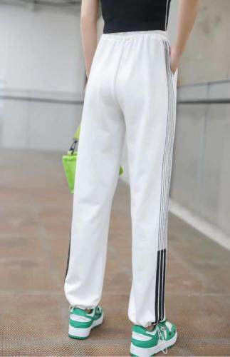 休闲运动款，一裤两穿！，女装，鸿然衣坊