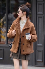 2025冬季新款~~双面穿皮毛一体，女装棉衣/棉服，意芙