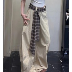 卡其色