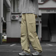 卡其色