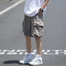 灰色