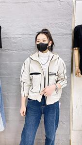 短款风衣外套图片
