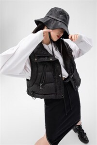 潮牌羽绒马甲,女装马甲,zha ha