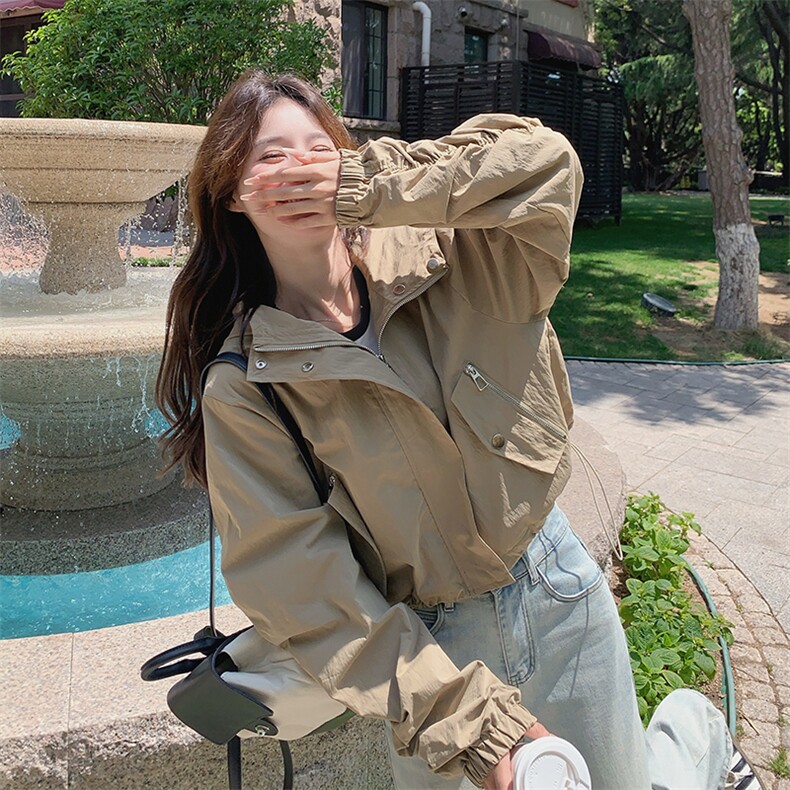 甜美设计感卡其色工装风外套女秋季2025新款甜美减龄显瘦短款夹克,女装短外套,浙宝189