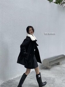 百搭风衣版羽绒服图片