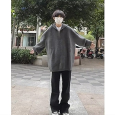 灰色
