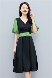 法式气质连衣裙女夏2022新款洋气减龄收腰显瘦拼接撞色中长款裙子图片