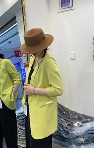 超显气质的一款西服外套，女神款图片