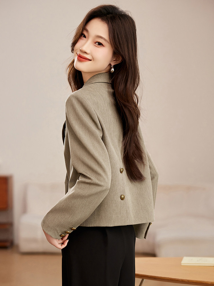 小西装外套女短款2025新款春秋高级感小个子气质韩版休闲西服上衣,女装短外套,恋慕依尚