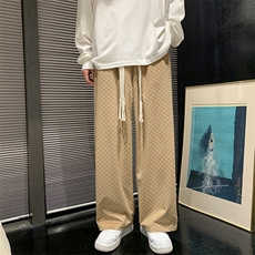 卡其色