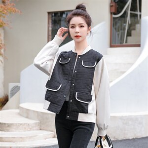 PU皮拼接假两件菱格棒球服女2022秋季新款时尚百搭纯色立领短外套图片