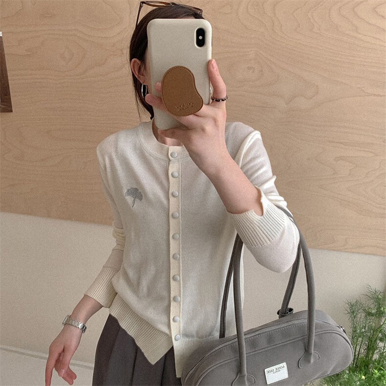 春季新款女士舒适简约金银线绣花针织开衫长袖,针织衫/毛衣,佰米娇羊绒