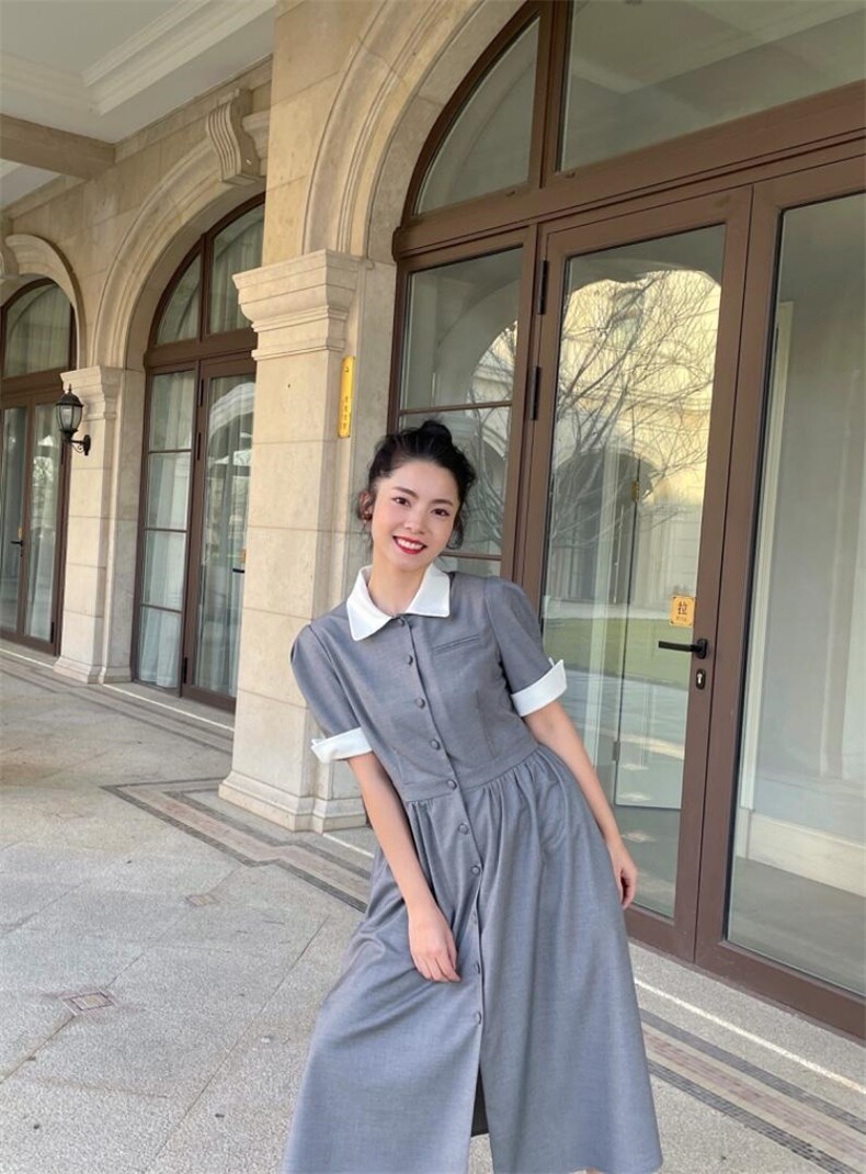 【现货】学院风排扣连衣裙,女装连衣裙,欧尼蒂