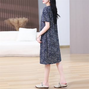 复古蓝色碎花连衣裙胖妹妹圆领娃娃裙女2024新款夏季潮大码遮肚子图片