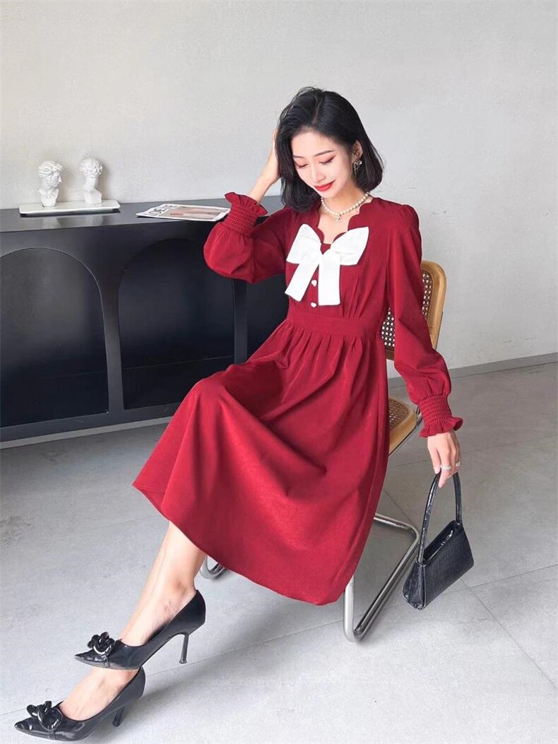 [现货]收腰显瘦连衣裙，两色、三个尺码，女装连衣裙，依柏璐(1F)