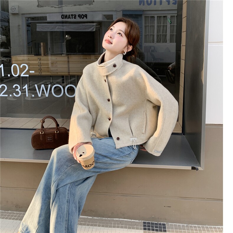 洋气时髦短款毛呢外套女2025秋冬季新款韩版显瘦气质双面羊毛上衣,女装双面呢大衣,蝶眷