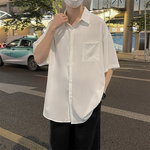 半袖衬衣男夏季纯色日系简约短袖衬衫美式复古式痞帅潮牌外套冰丝,背心式的包包怎么搭配衣服图片