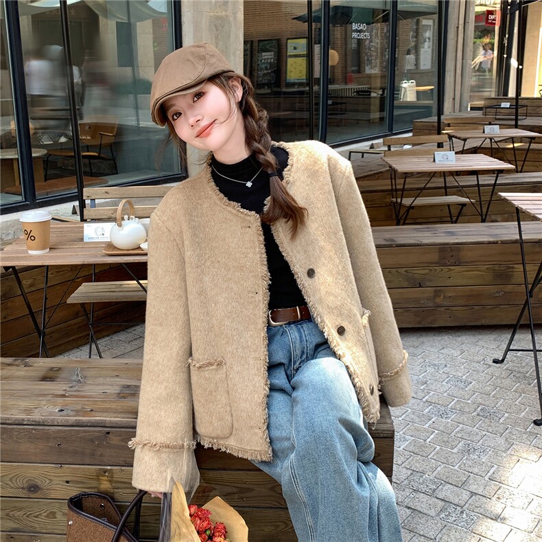 法式温柔风双面羊毛短款大衣女冬季2025新款轻奢小香风毛呢外套，女装双面呢大衣，艾米莉亚