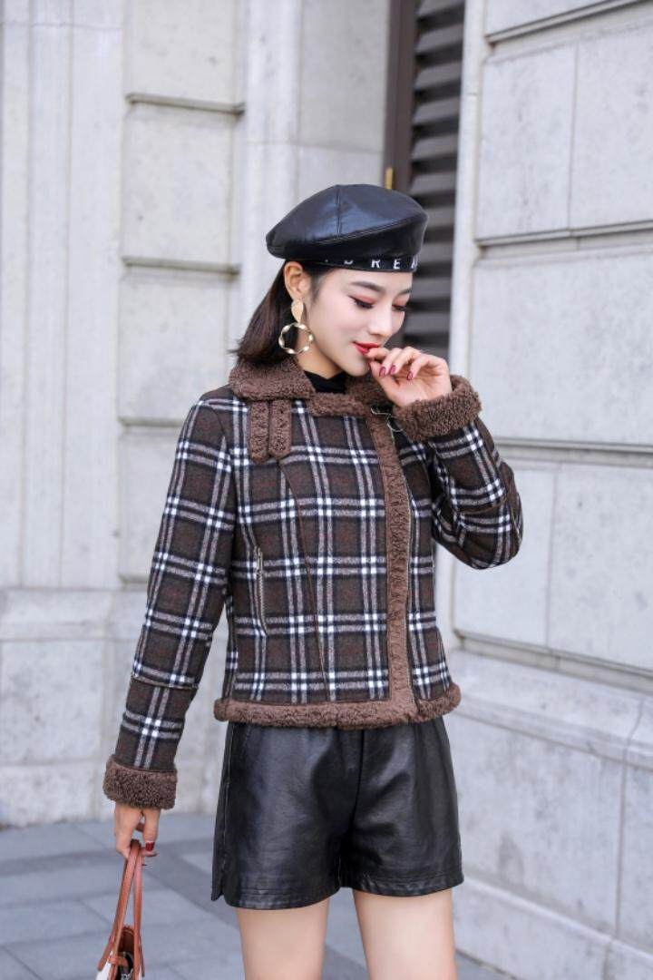 2色四个尺码，其它，圣姿源