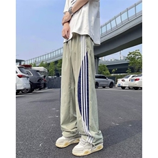 豆绿色