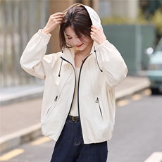 短款风衣外套女春秋2025年初秋季新款女装气质小个子休闲时尚上衣，女装短外套，丽影随形