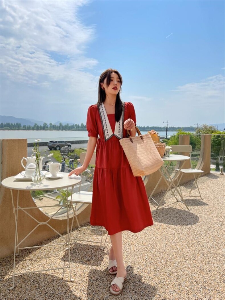 PANDLI超美的它简直太好看’太有感觉了‘领口绣花拼接设，女装，潘大利