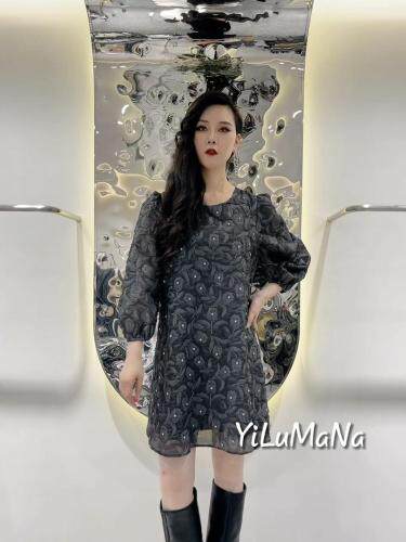 现货秋装韩版连衣裙，女装连衣裙，一露玛娜