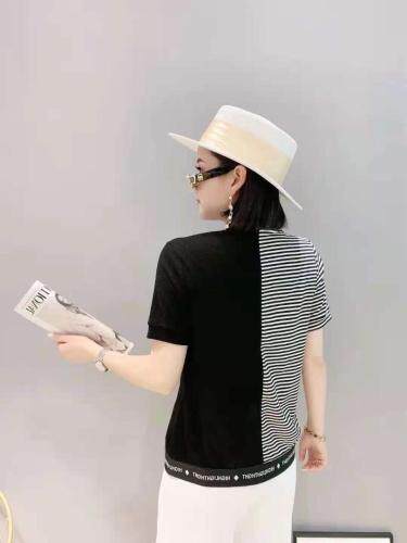 夏季小衫黑色，白色，女装，开心依典