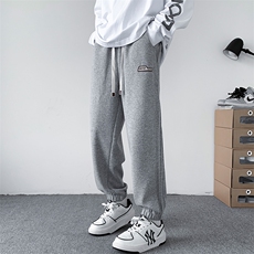 灰色