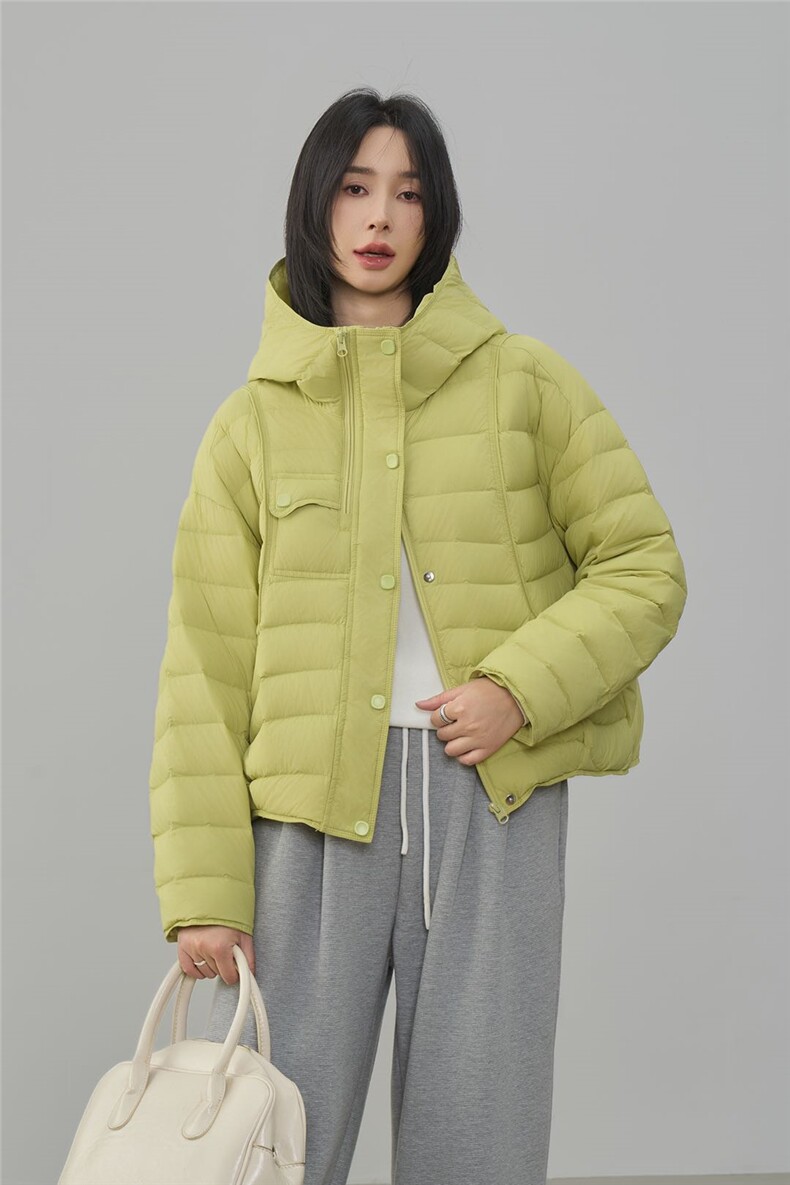 现货2025年冬季90白鸭绒休闲风常规保暖有帽不可拆,女装羽绒服,阳光伊恋