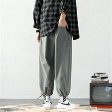 2021秋季新大码男日系报纸墙镭射炫彩反光印花宽松休闲裤K2086P35，男装休闲裤，电商A001