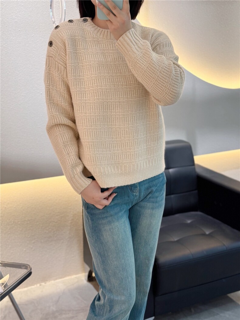 羊绒可两穿的肩部四粒扣内搭毛衣百搭针织打底上衣,女装羊绒衫,大千羊绒