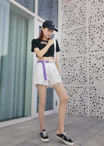 新款牛仔短裤薄料，女装，贝若依·歆萌