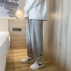 灰色