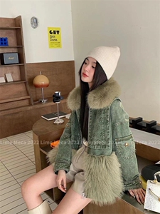 【现货】2022年冬装环保毛拼接牛仔羽绒服图片
