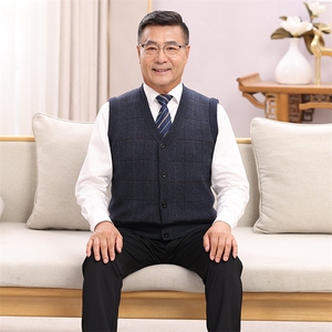 2024年秋季中老年休闲竖格款长袖和马甲男装图片