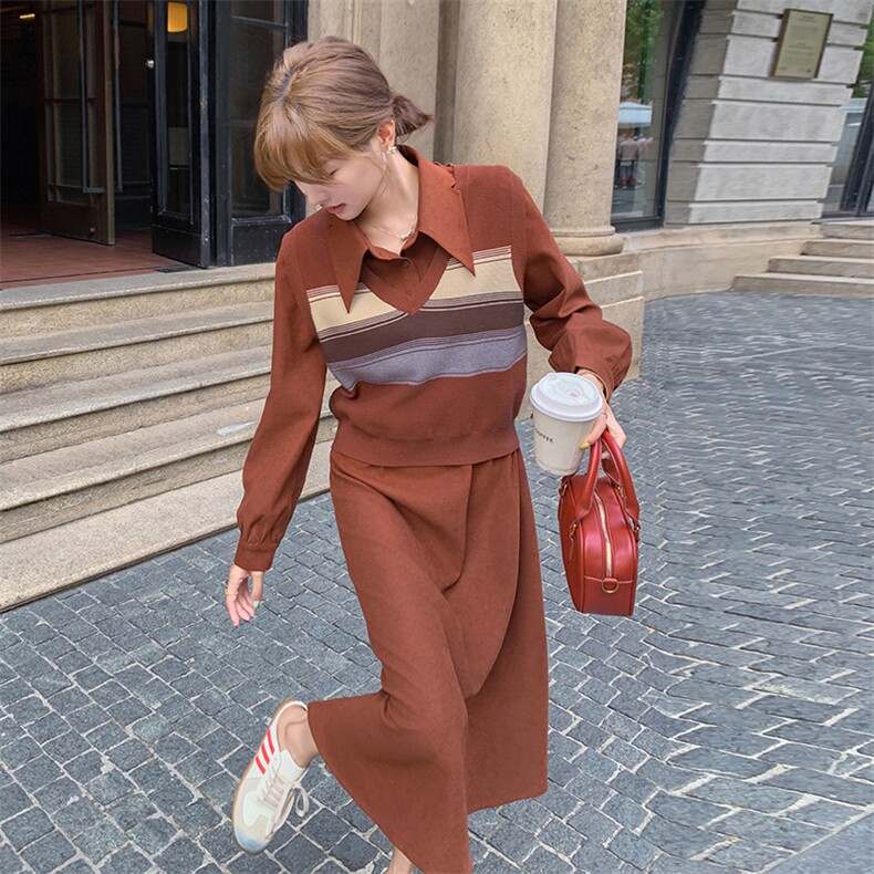 砖红色polo领连衣裙女2025春秋新款韩系高级感针织马甲，女装连衣裙，2C098
