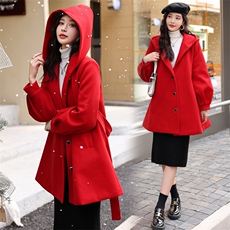 现货主推连帽高级简约时尚减零斗篷小个子加棉保暖外套送腰带，女装毛呢外套，韩美纤衣