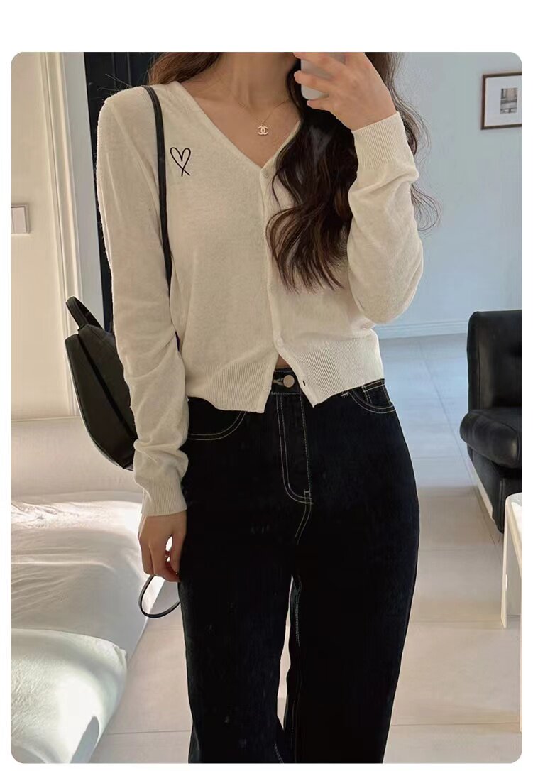 简约气质刺绣爱心V领羊毛开衫女显瘦通勤短款休闲针织外套,女装羊毛衫,百纯羊绒