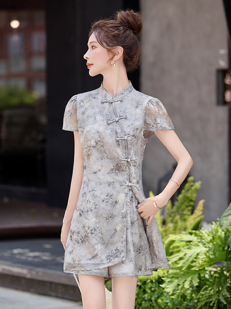 小个子新中式国风提花短裤套装2025夏季洋气减龄改良旗袍两件套女,女装套装/套裙,众宇琦