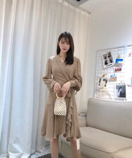 DINOBlENS/秋款上新 不规则连衣裙百搭款，女装连衣裙，迪诺比亚