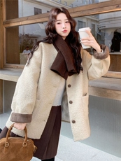 韩系针织围巾小香风羽绒服女2025冬季高级感白鸭绒内胆羊羔毛外套，女装羽绒服，艾米莉亚