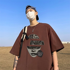 咖啡色