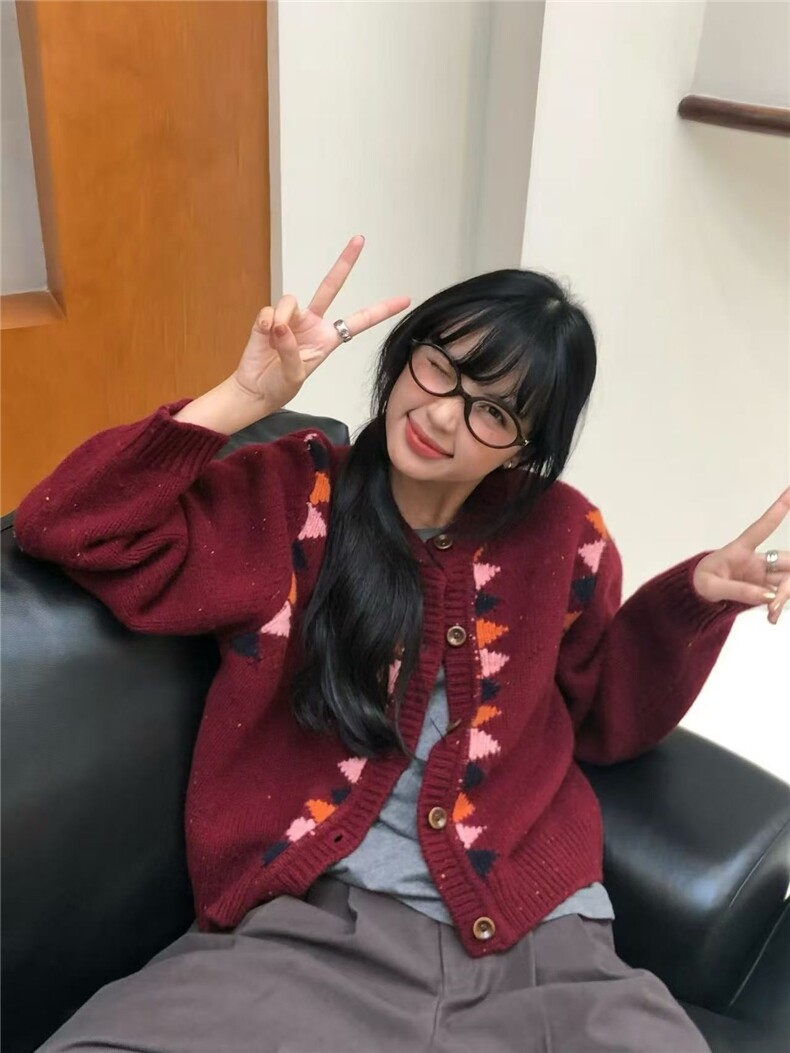 2025年秋季时尚百搭通勤简约休闲加厚复古开衫，女装羊毛衫，伊绒腾羊绒