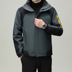 夹克男士春秋季新款三合一可拆内胆登山服休闲冲锋衣外套男装图片