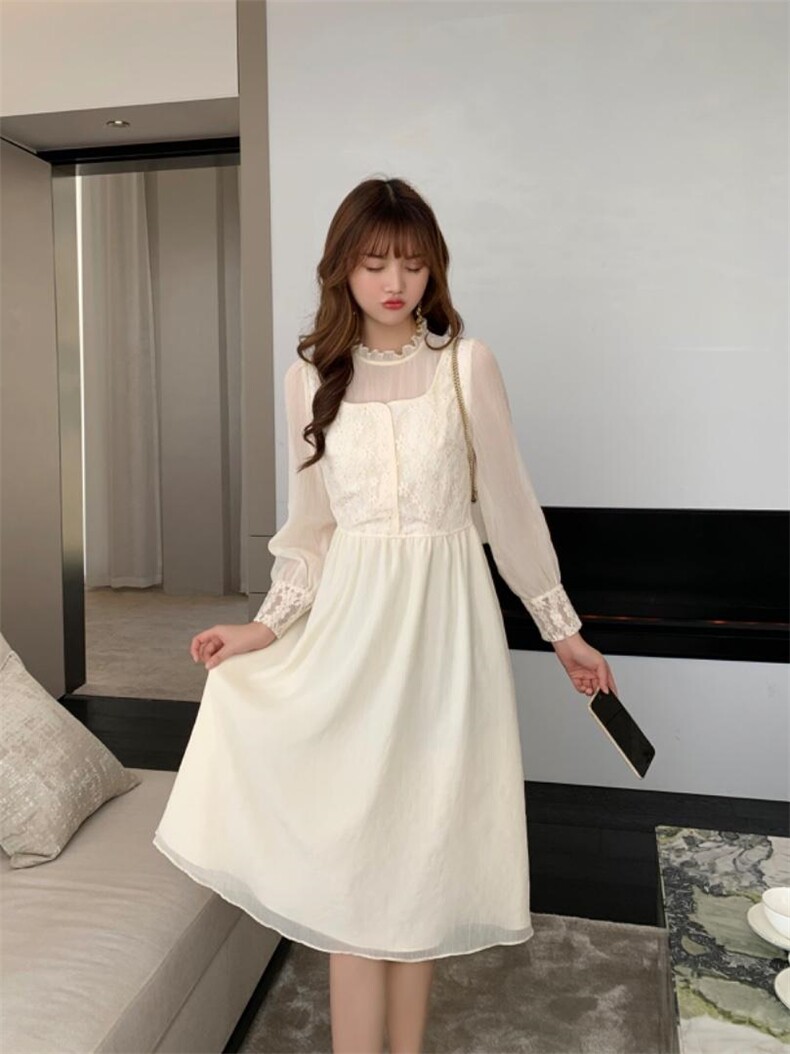 蕾丝拼接连衣裙，女装连衣裙，凯宝莉