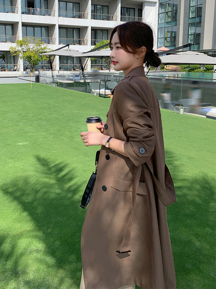 卡其色长款风衣外套女秋季2025新款英伦风气质流行显瘦高级感大衣,女装风衣,2D075