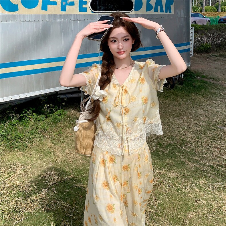 法式蕾丝拼接绣花套装女2026夏新款时尚洋气少女感V领上衣阔腿裤,女装套装/套裙,衣秀之家